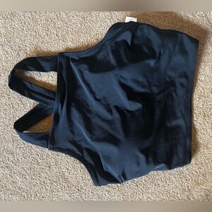 New with tags Old Navy swimsuit top size xl